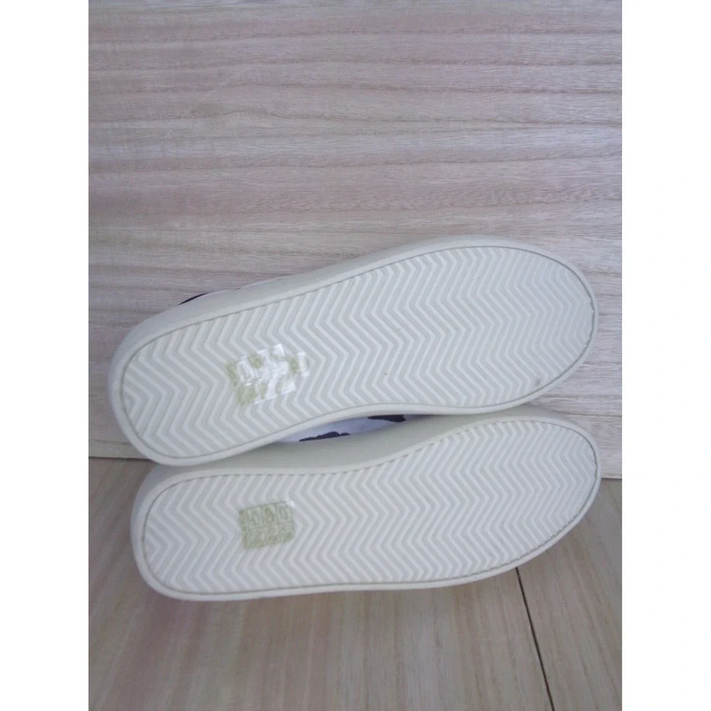 Journee Collection‎ Erica Comfort Womens Sneakers Cowhide Print Womens 6.5 Wide